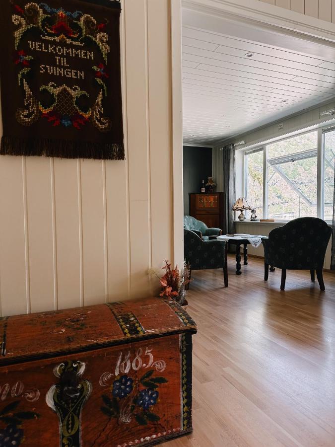 Svingen Guesthouse - Panoramic Fjord Views In Flam Exterior photo